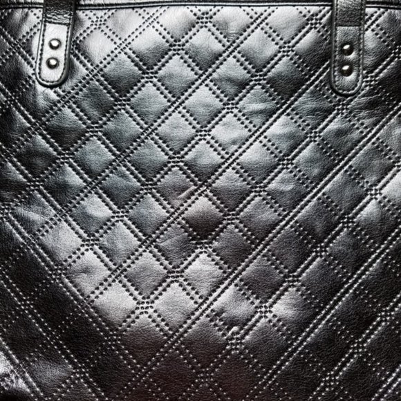 Bath Body Works Metallic Pewter Gray Large Tote Travel Getaway Quilted Bag New - Picture 8 of 8